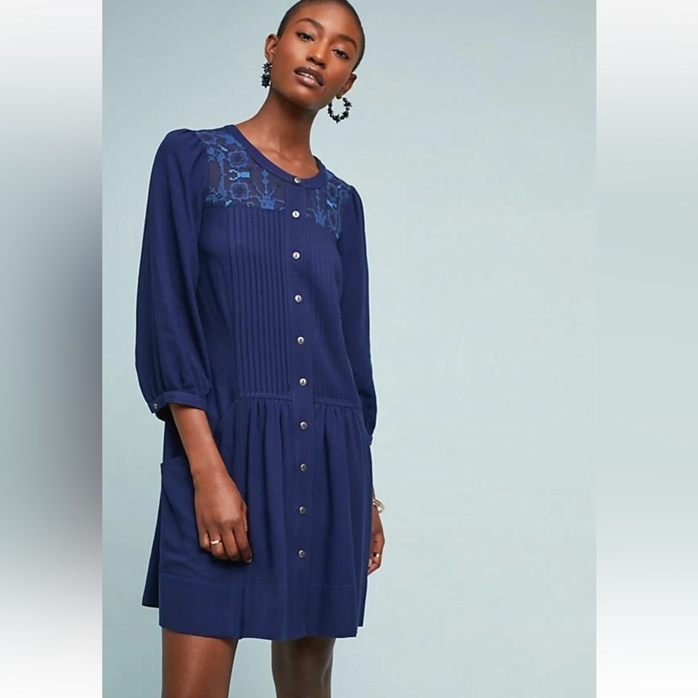 ANTHROPOLOGIE Dubois
Embroidered Tunic Dress Blue - Size 2